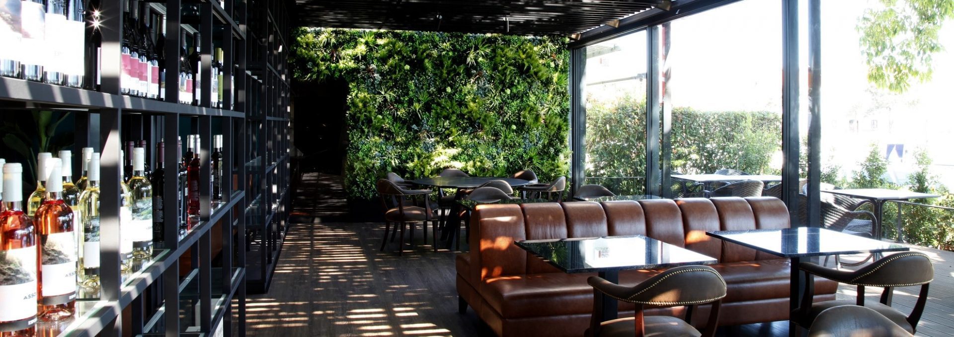 Restaurant Interior green wall Design