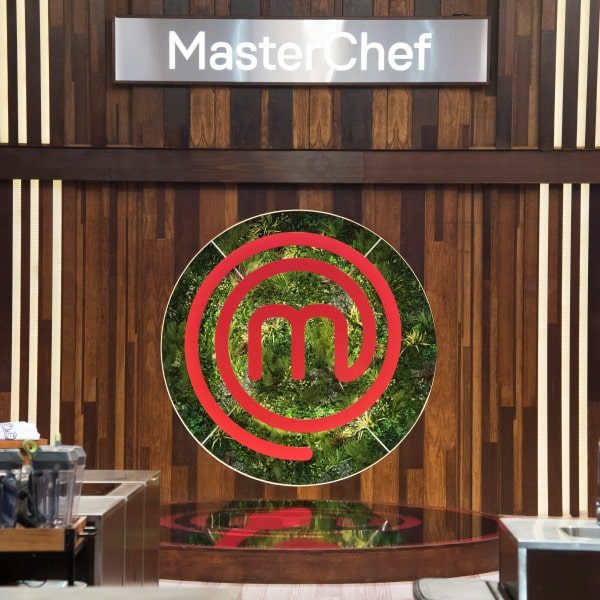Masterchef Logo Green Wall