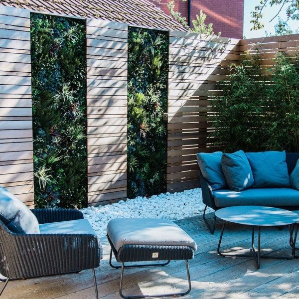Green Walled Seating Area