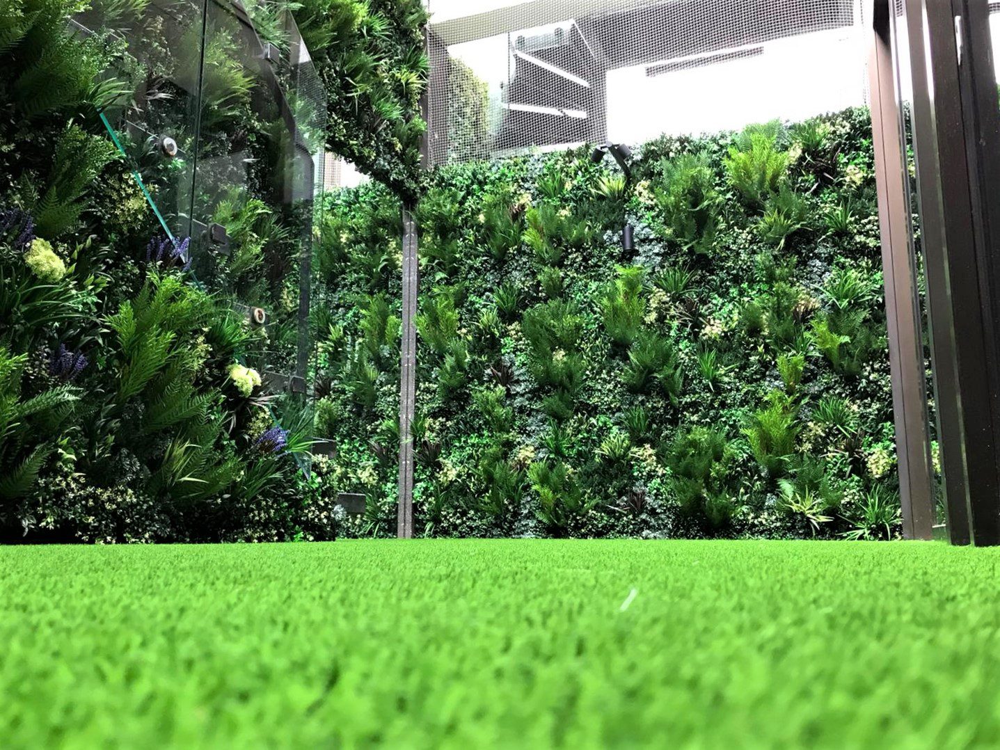 Artificial Green Wall and Artificial Turf